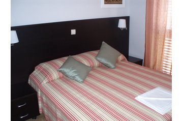 Montenegro Privát Dobrota, Esterno